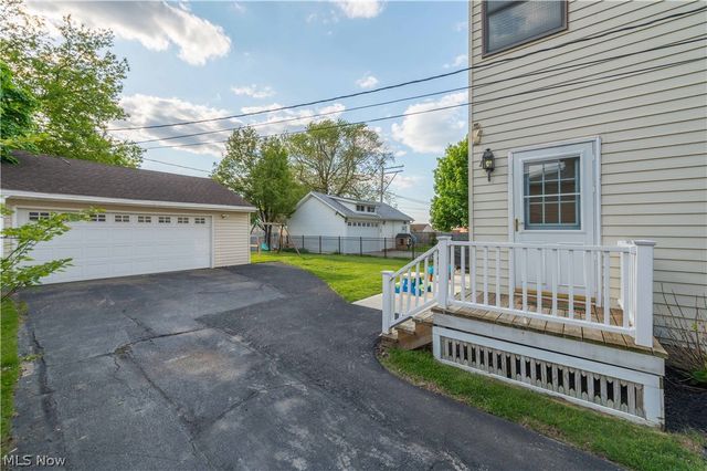 1700 Wright Avenue, Rocky River, OH 44116
