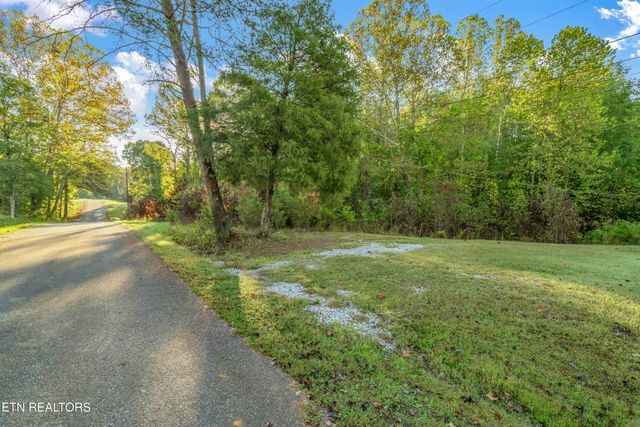 Brownlow Circle, Rockwood, TN 37854