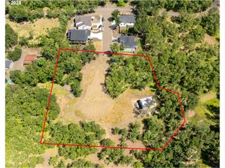 160 SYLVAN VISTA Ct, Roseburg, OR 97471
