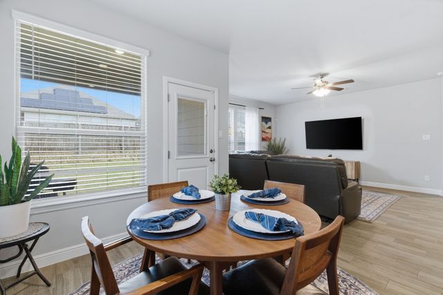 520 Big Horn Pass, Denton, TX 76210