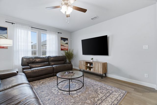 520 Big Horn Pass, Denton, TX 76210