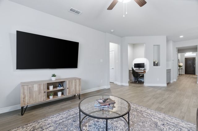 520 Big Horn Pass, Denton, TX 76210