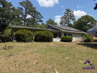 1237 Nottingham Drive, Macon, GA 31211
