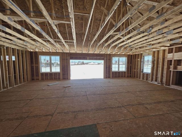 300 Gardner Street, Manchester, CT 06040