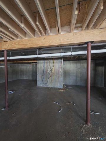 300 Gardner Street, Manchester, CT 06040