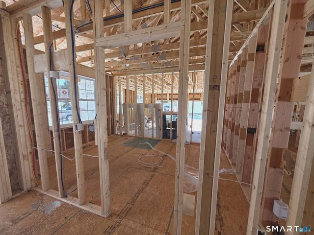 300 Gardner Street, Manchester, CT 06040