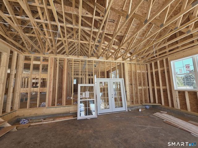 300 Gardner Street, Manchester, CT 06040