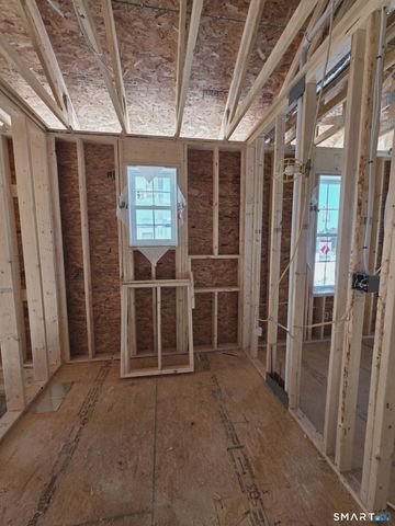 300 Gardner Street, Manchester, CT 06040