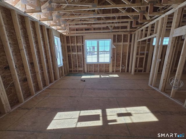 300 Gardner Street, Manchester, CT 06040