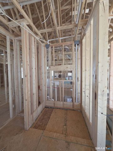 300 Gardner Street, Manchester, CT 06040