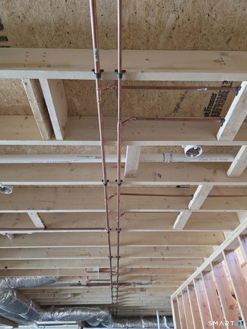 300 Gardner Street, Manchester, CT 06040