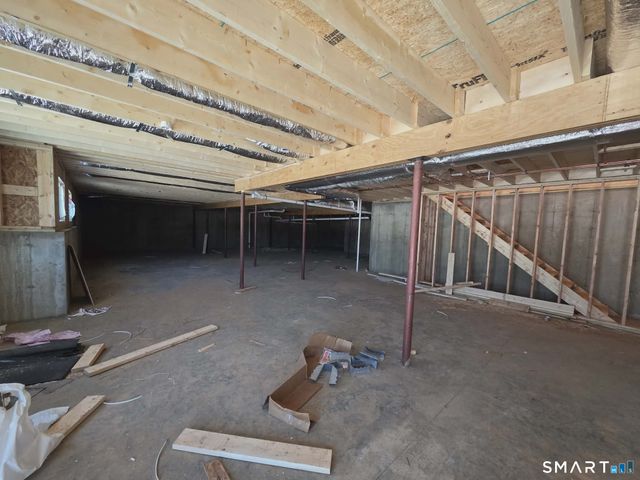 300 Gardner Street, Manchester, CT 06040