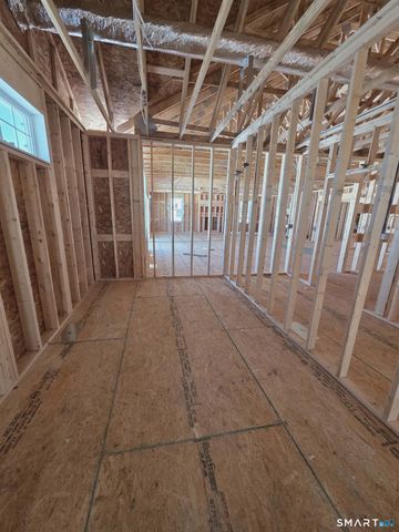 300 Gardner Street, Manchester, CT 06040