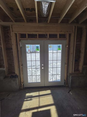 300 Gardner Street, Manchester, CT 06040