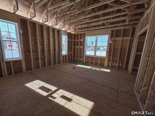 300 Gardner Street, Manchester, CT 06040