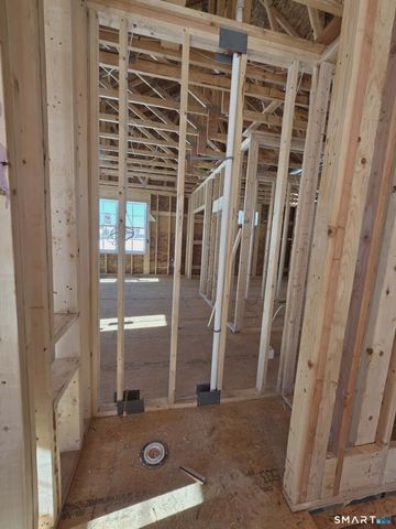 300 Gardner Street, Manchester, CT 06040