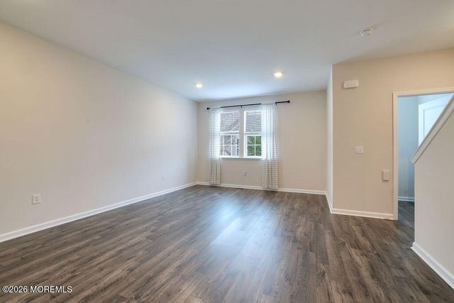 107 Melanie Way 504, Manahawkin, NJ 08050