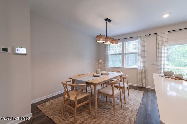 107 Melanie Way 504, Manahawkin, NJ 08050