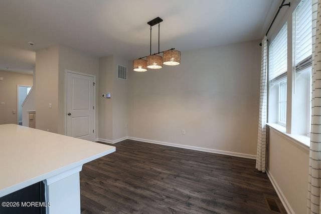 107 Melanie Way 504, Manahawkin, NJ 08050