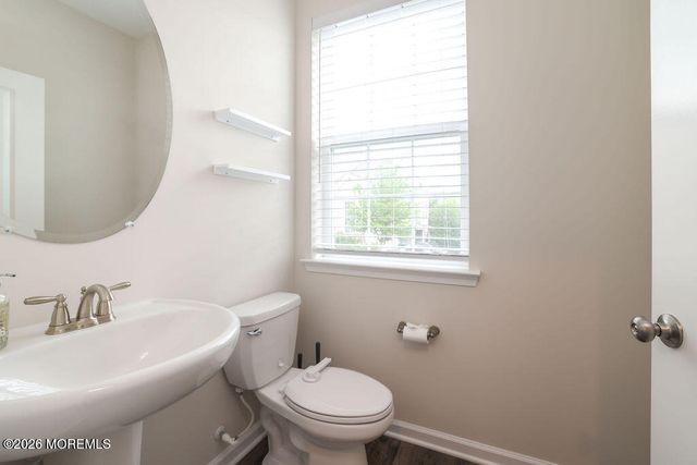 107 Melanie Way 504, Manahawkin, NJ 08050