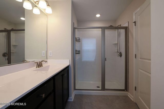 107 Melanie Way 504, Manahawkin, NJ 08050