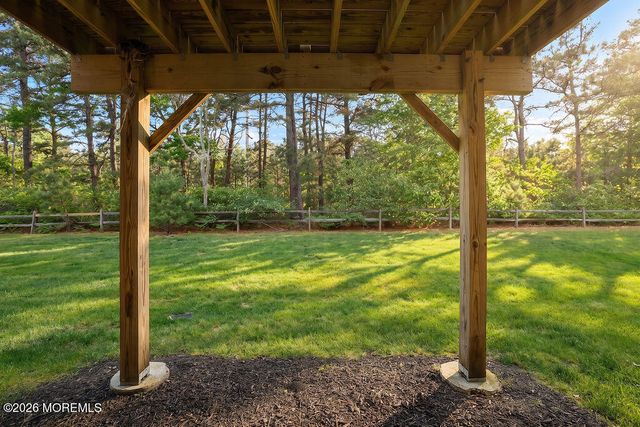 107 Melanie Way 504, Manahawkin, NJ 08050