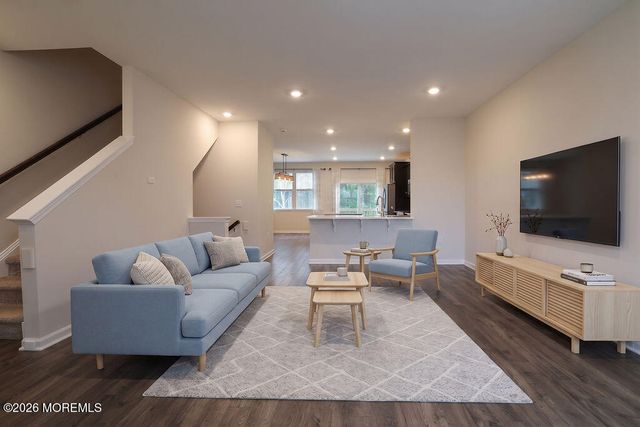 107 Melanie Way 504, Manahawkin, NJ 08050