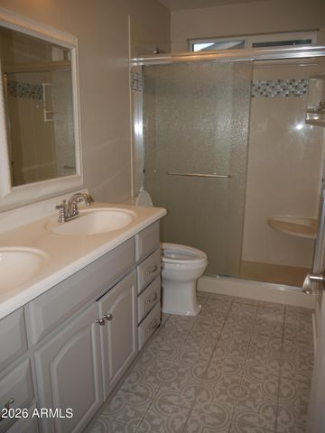 1201 W LOUGHLIN Drive, Chandler, AZ 85224