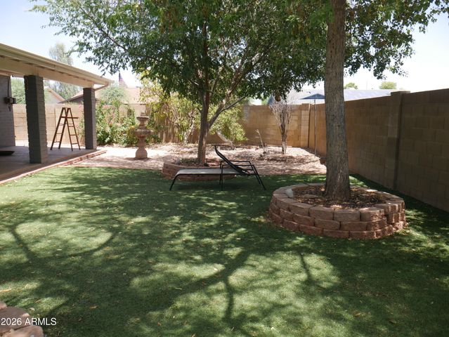 1201 W LOUGHLIN Drive, Chandler, AZ 85224