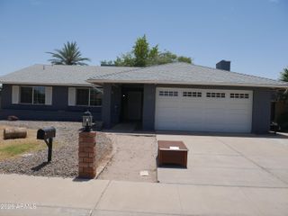 1201 W LOUGHLIN Drive, Chandler, AZ 85224