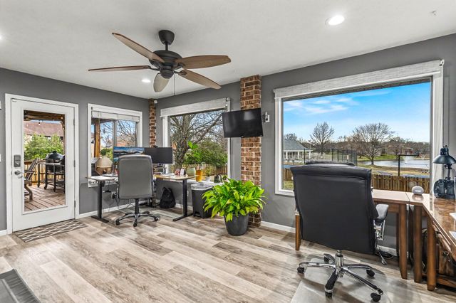 1705 N Gregory Drive, Nixa, MO 65714