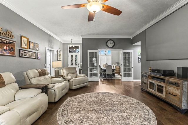 1705 N Gregory Drive, Nixa, MO 65714