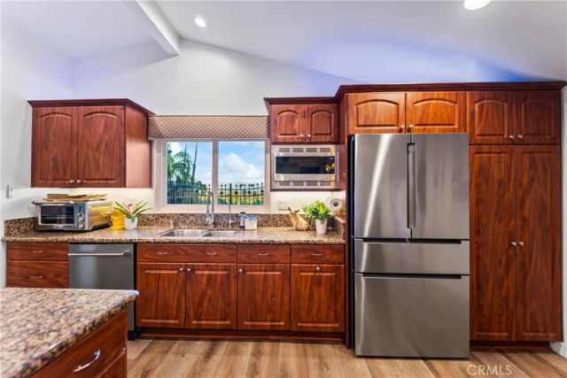 20531 Rhoda, Woodland Hills, CA 91367