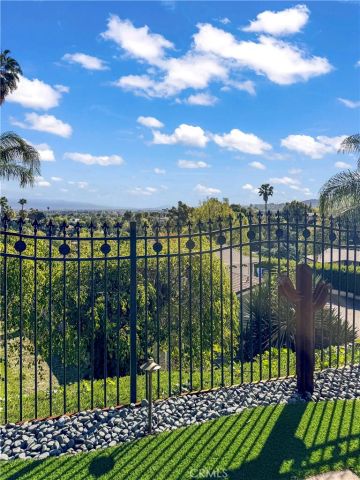 20531 Rhoda, Woodland Hills, CA 91367