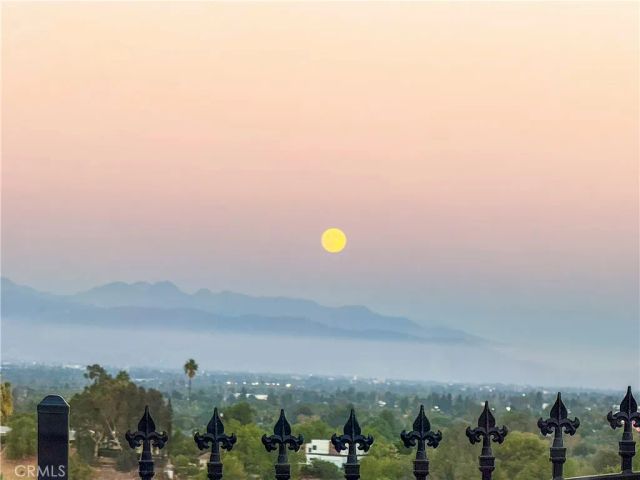 20531 Rhoda, Woodland Hills, CA 91367