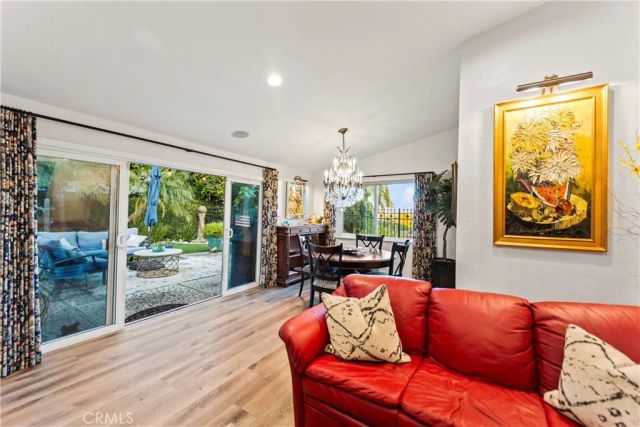 20531 Rhoda, Woodland Hills, CA 91367