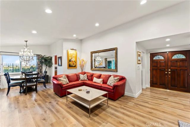 20531 Rhoda, Woodland Hills, CA 91367