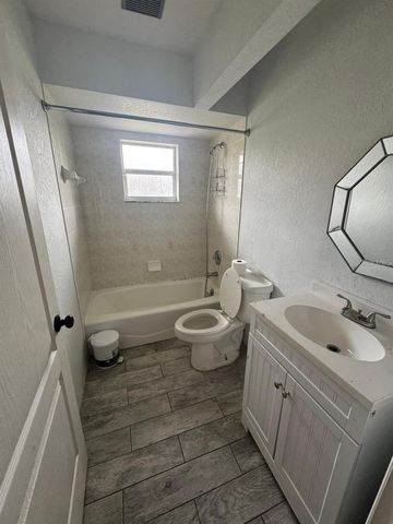 4016 BULA LANE, North Port, FL 34287