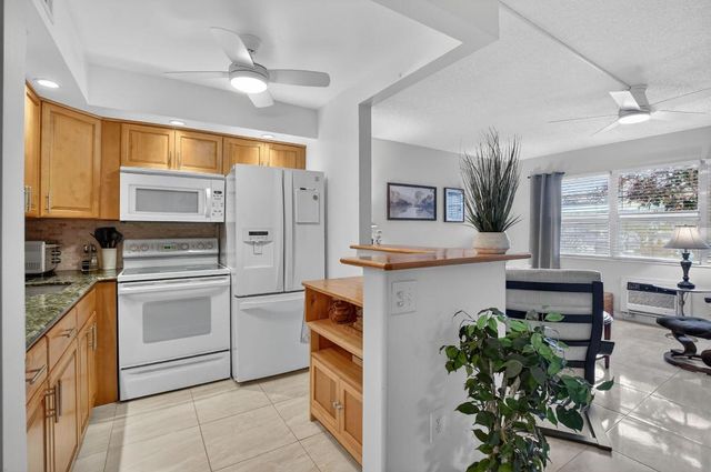 438 Tilford U, Deerfield Beach, FL 33442