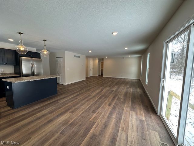 36 Maranatha Drive, Youngstown, OH 44505