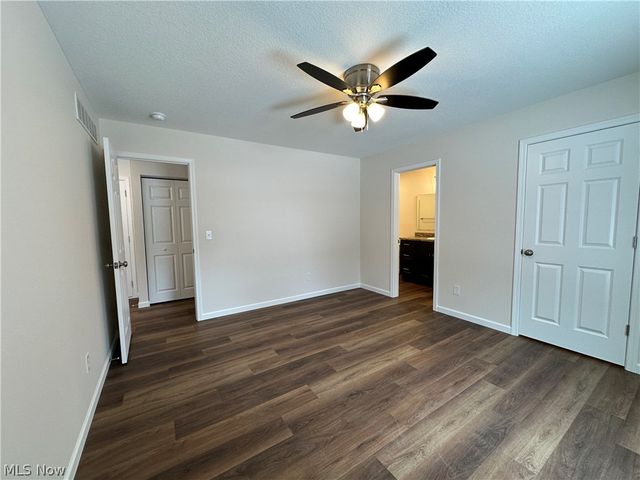 36 Maranatha Drive, Youngstown, OH 44505