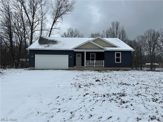 36 Maranatha Drive, Youngstown, OH 44505