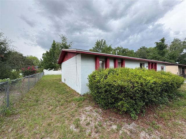 1742 SE 15TH AVENUE, Gainesville, FL 32641