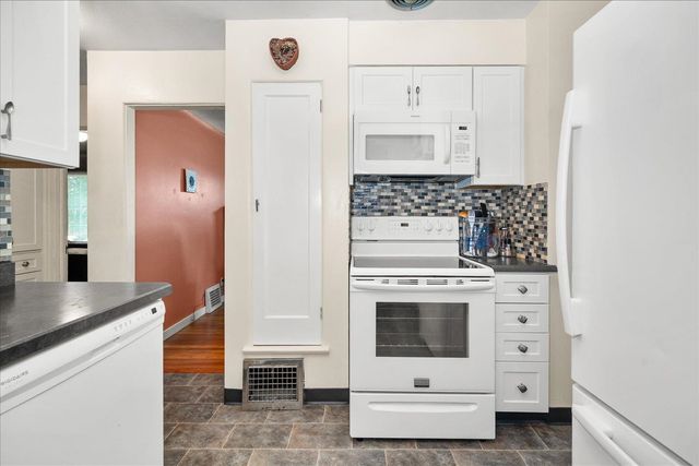 4124 N Hawthorne St, Spokane, WA 99205