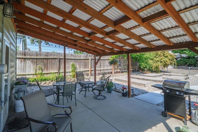4124 N Hawthorne St, Spokane, WA 99205