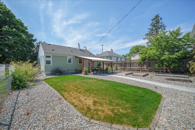 4124 N Hawthorne St, Spokane, WA 99205