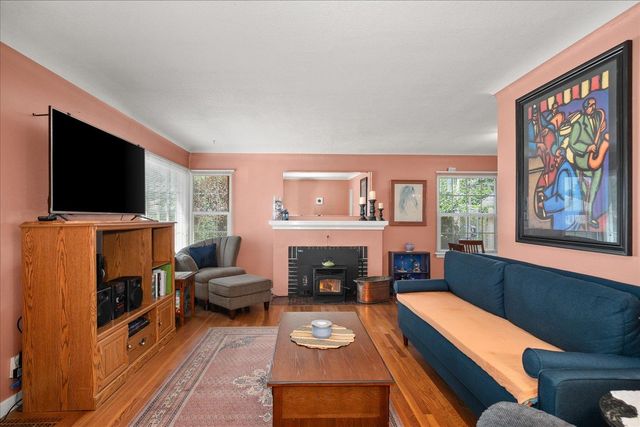 4124 N Hawthorne St, Spokane, WA 99205