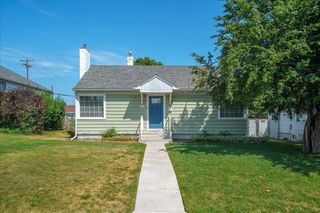 4124 N Hawthorne St, Spokane, WA 99205