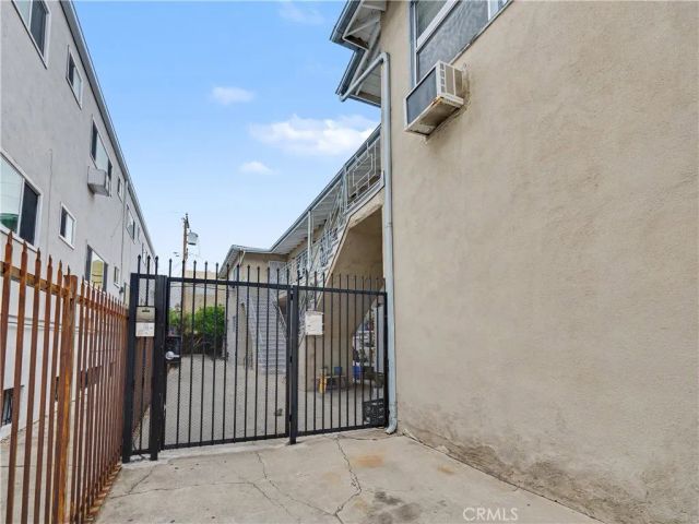 1037 N Curson 4, Los Angeles, CA 90046