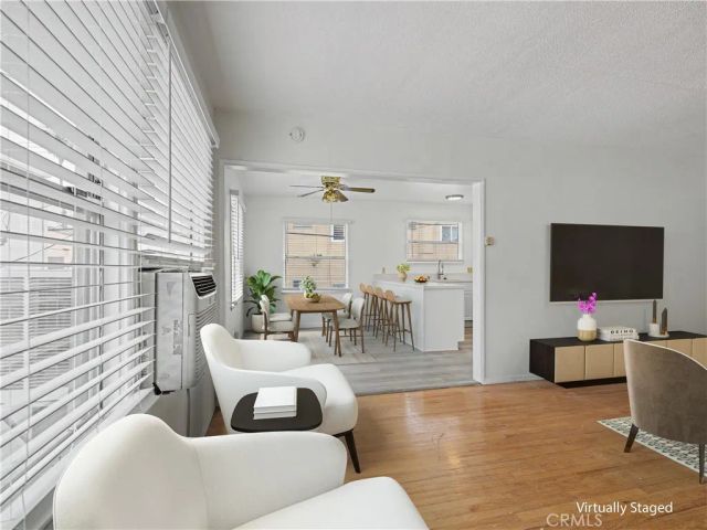 1037 N Curson 4, Los Angeles, CA 90046